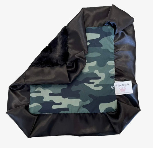 Camo Lovie